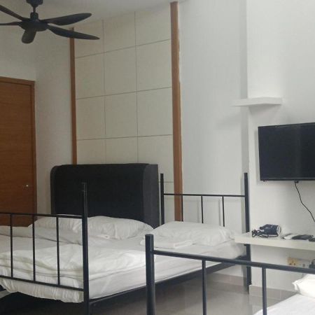 Klcc Newly Renovated Apartment Куала Лумпур Екстериор снимка